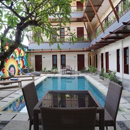 Reddoorz Near Legian Street Hotel Kültér fotó